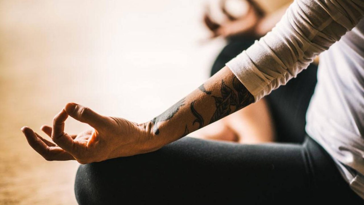 Meditación 101: Técnicas, Beneficios, Y Manual del PRINCIPIANTE